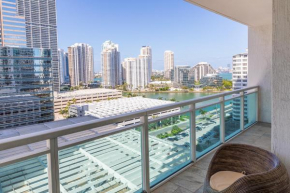 Brickell Oasis - 2bed 2bath Lux building